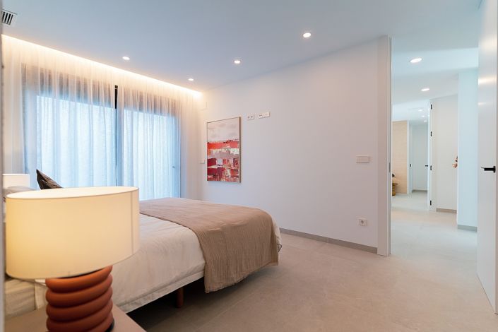 Image No.40-4 Bed Villa for sale