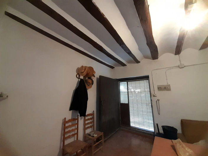 Image No.20-6 Bed Country House for sale