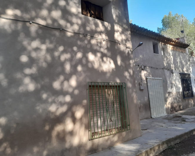 Image No.4-6 Bed Country House for sale