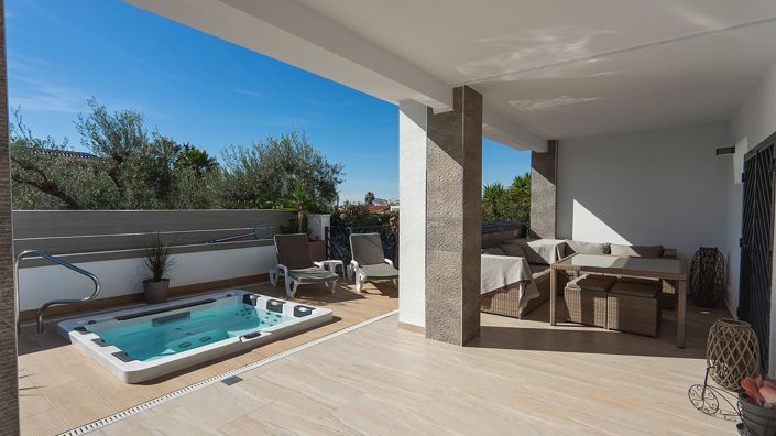 Image No.11-4 Bed Villa for sale