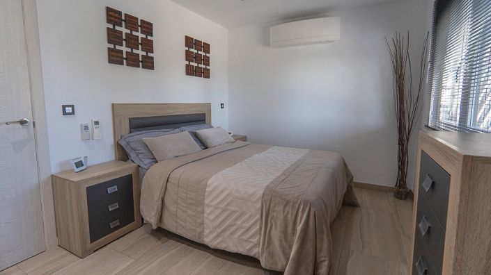 Image No.26-4 Bed Villa for sale