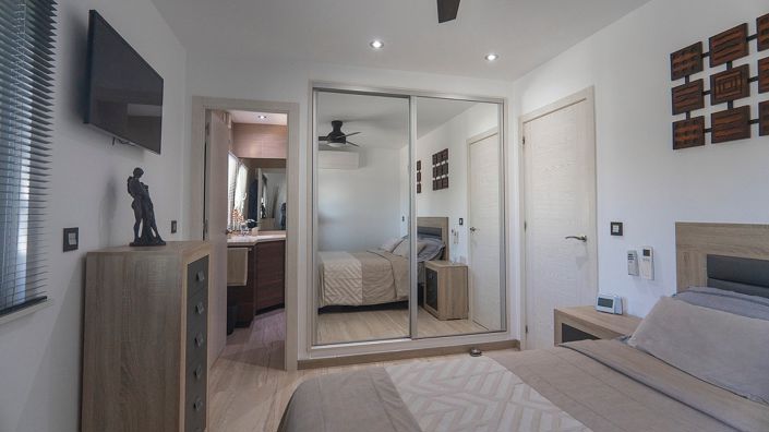 Image No.27-4 Bed Villa for sale