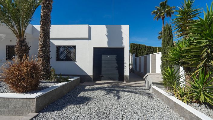 Image No.38-4 Bed Villa for sale