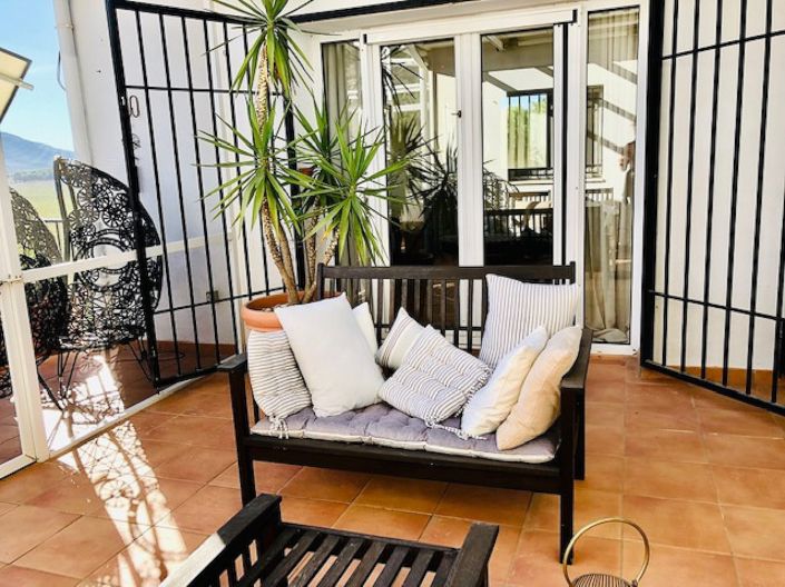 Image No.10-4 Bed Villa for sale