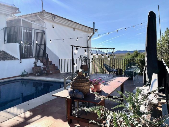 Image No.5-4 Bed Villa for sale