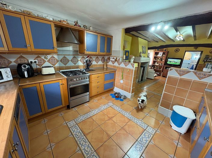 Image No.14-7 Bed Village House for sale