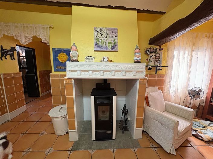Image No.17-7 Bed Village House for sale