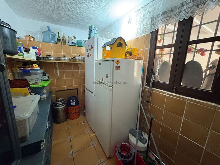 Image No.24-7 Bed Village House for sale