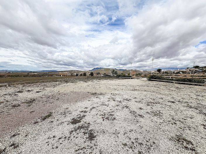 Image No.6-7 Bed Village House for sale