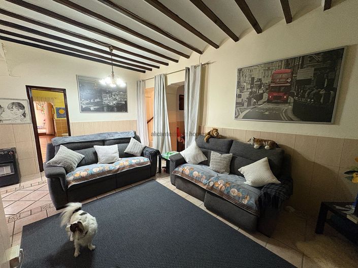 Image No.9-7 Bed Village House for sale