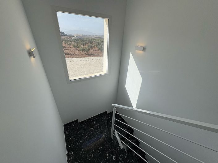 Image No.28-4 Bed Villa for sale