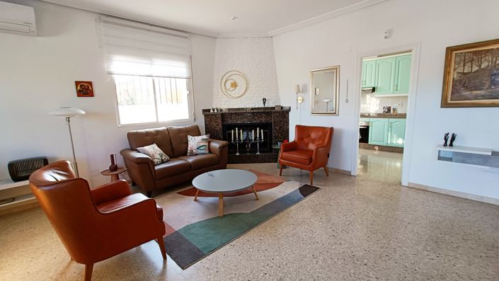 Image No.10-4 Bed Villa for sale