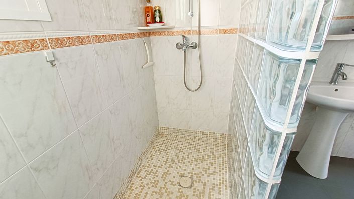 Image No.34-4 Bed Villa for sale