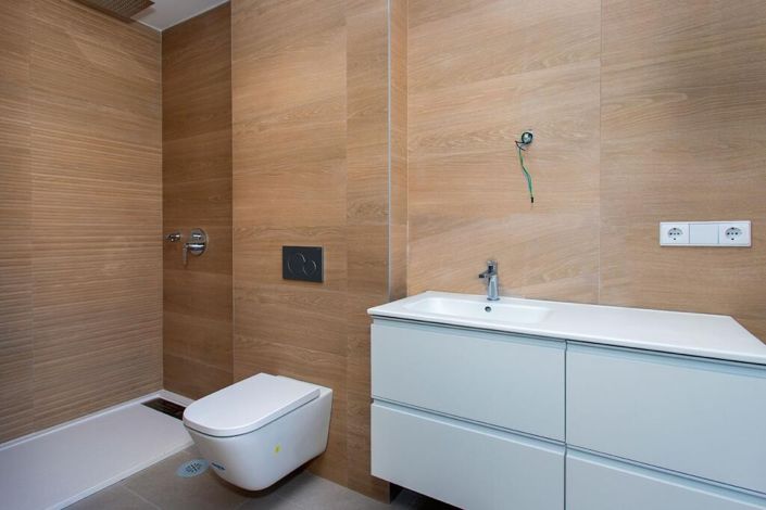 Image No.25-3 Bed Apartment for sale