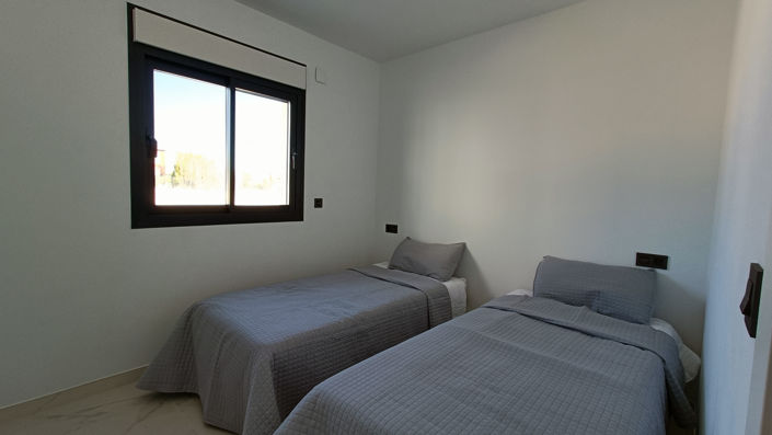 Image No.38-6 Bed Villa for sale