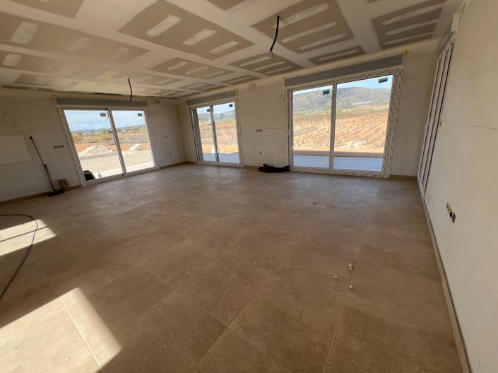 Image No.10-3 Bed Villa for sale