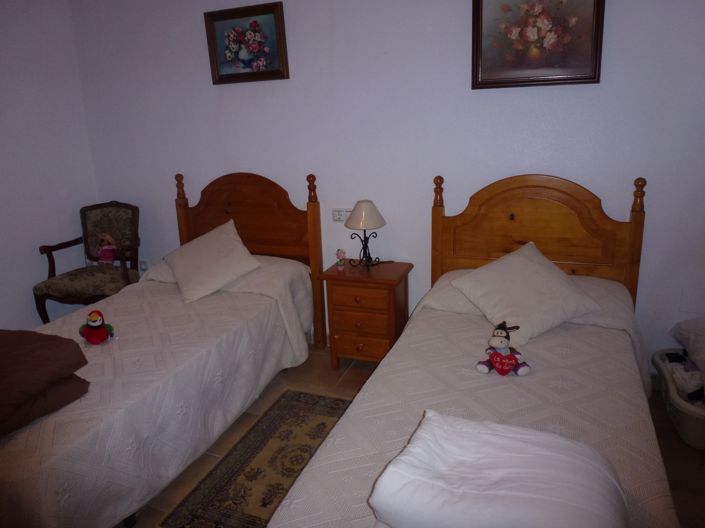 Image No.28-3 Bed Townhouse for sale