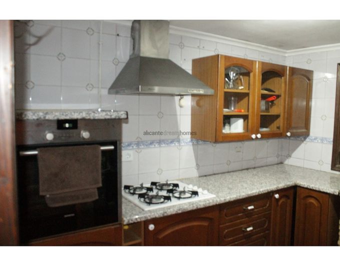 Image No.21-2 Bed Country House for sale