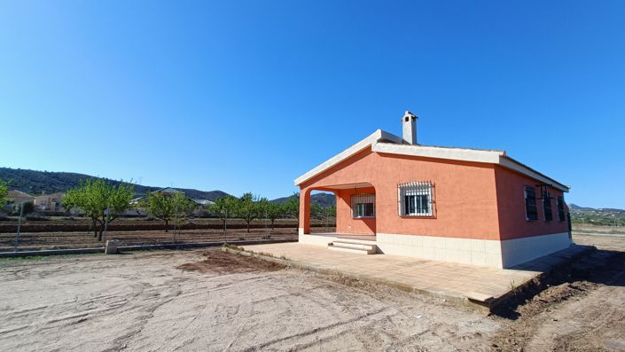 Image No.1-3 Bed Villa for sale