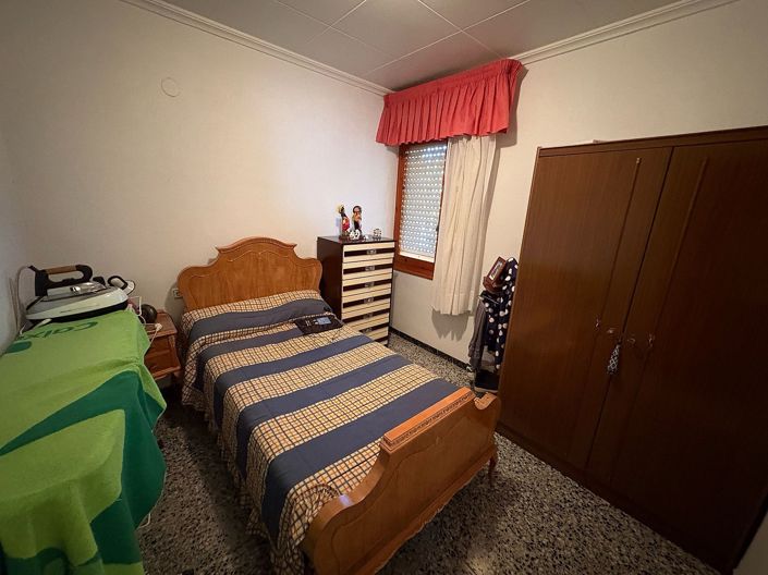 Image No.41-4 Bed Country House for sale