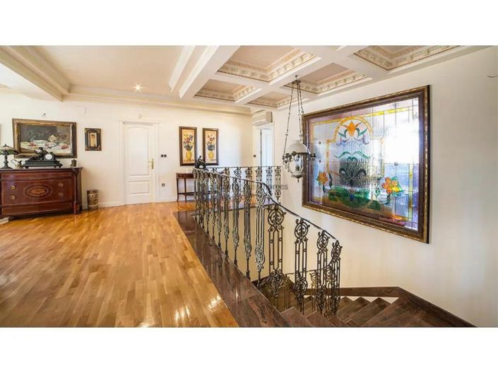 Image No.14-6 Bed Villa for sale