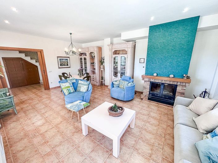 Image No.5-4 Bed Villa for sale