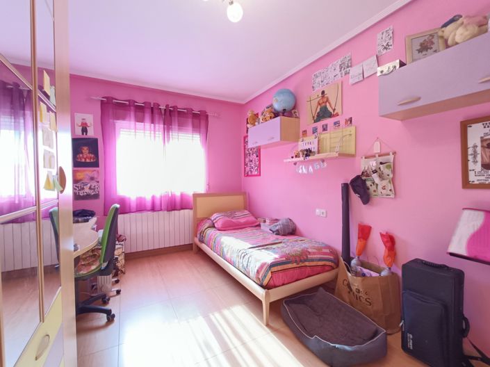 Image No.18-3 Bed Villa for sale