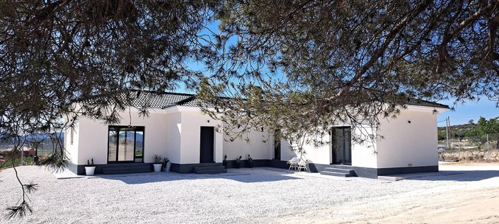 Image No.1-Villa de 3 chambres à vendre à Pinoso