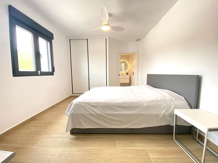 Image No.23-4 Bed Villa for sale