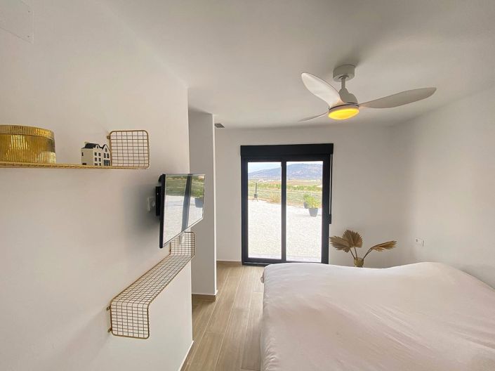 Image No.29-4 Bed Villa for sale