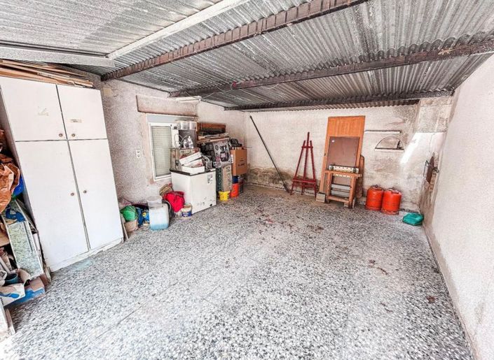 Image No.41-4 Bed Country House for sale