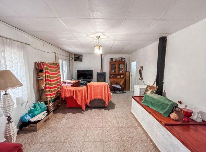 Image No.7-4 Bed Country House for sale