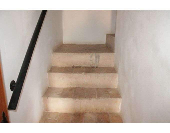 Image No.37-5 Bed Country House for sale