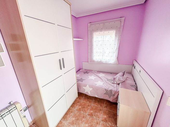 Image No.26-5 Bed Townhouse for sale