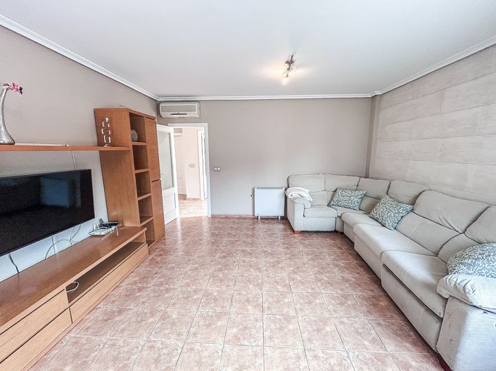 Image No.5-5 Bed Townhouse for sale