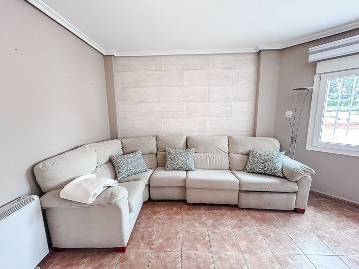 Image No.6-5 Bed Townhouse for sale