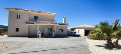 27802-villa-for-sale-in-pinoso-1617621-large