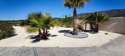 27802-villa-for-sale-in-pinoso-1617623-large