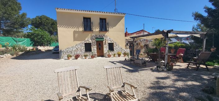 Image No.38-6 Bed Country House for sale