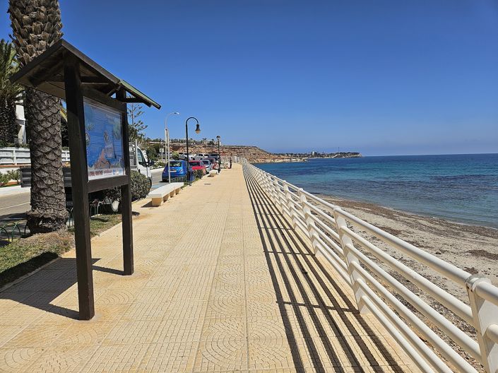 Image No.29-3 Bed Villa for sale