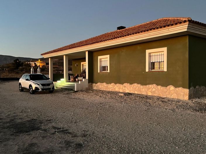 Image No.17-3 Bed Villa for sale