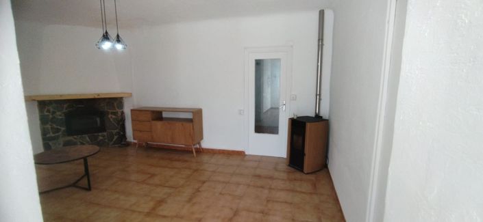 Image No.2-3 Bed Townhouse for sale