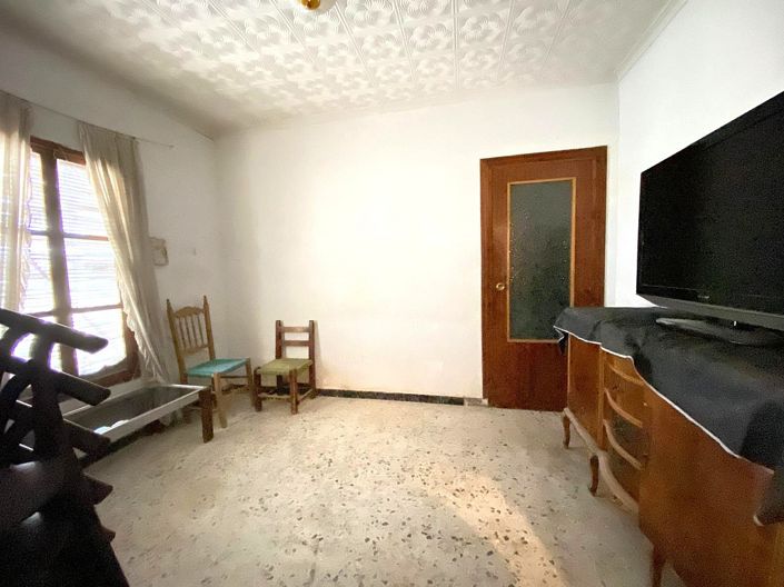 Image No.19-7 Bed Village House for sale