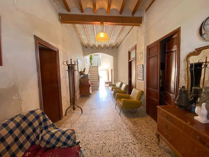 Image No.2-7 Bed Village House for sale