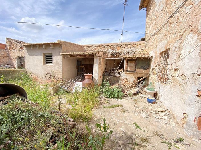 Image No.28-7 Bed Village House for sale