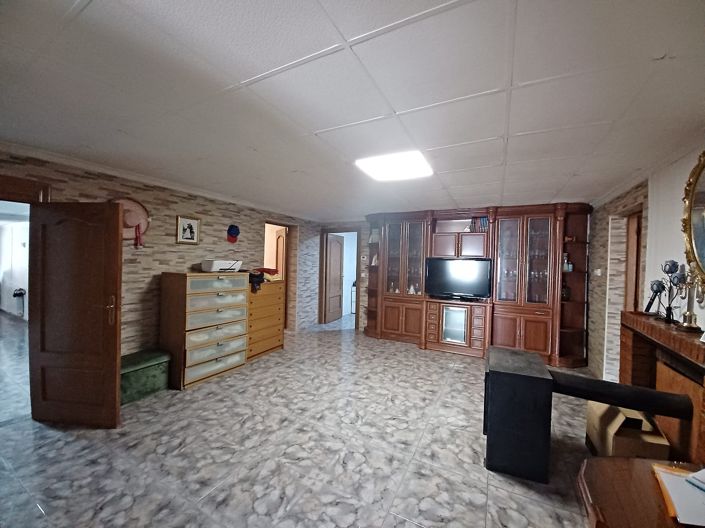 Image No.29-5 Bed Villa for sale