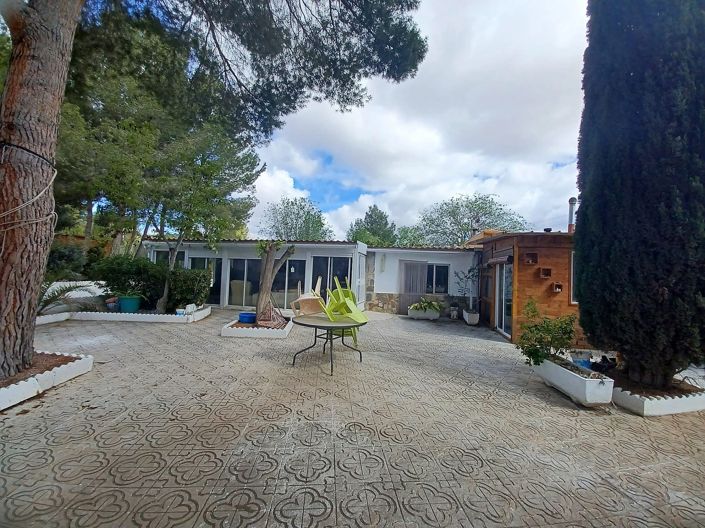 Image No.4-5 Bed Villa for sale