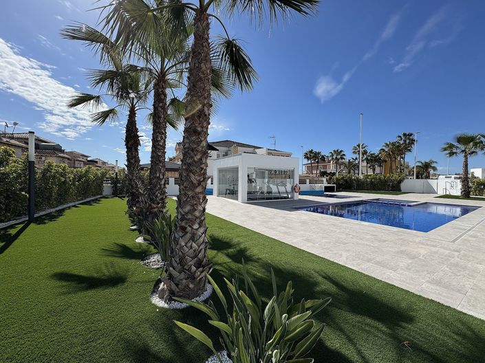 Image No.40-2 Bed Penthouse for sale