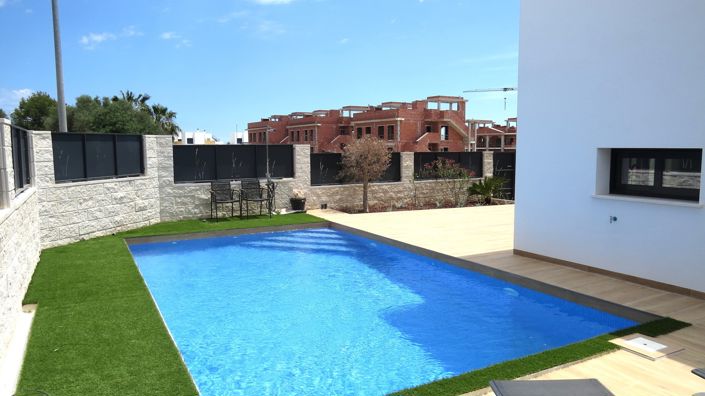 Image No.11-4 Bed Villa for sale