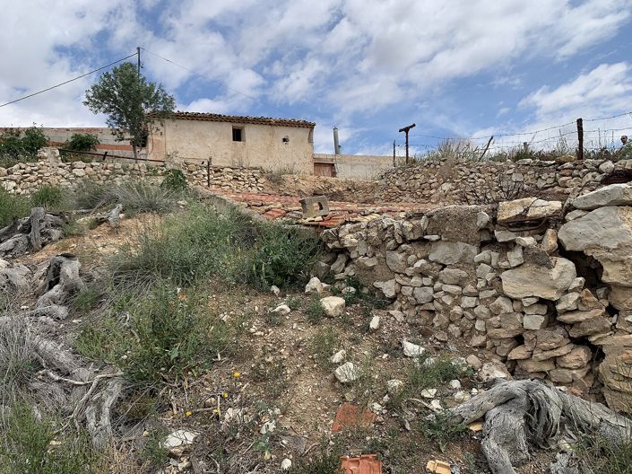 Image No.20-3 Bed Country House for sale